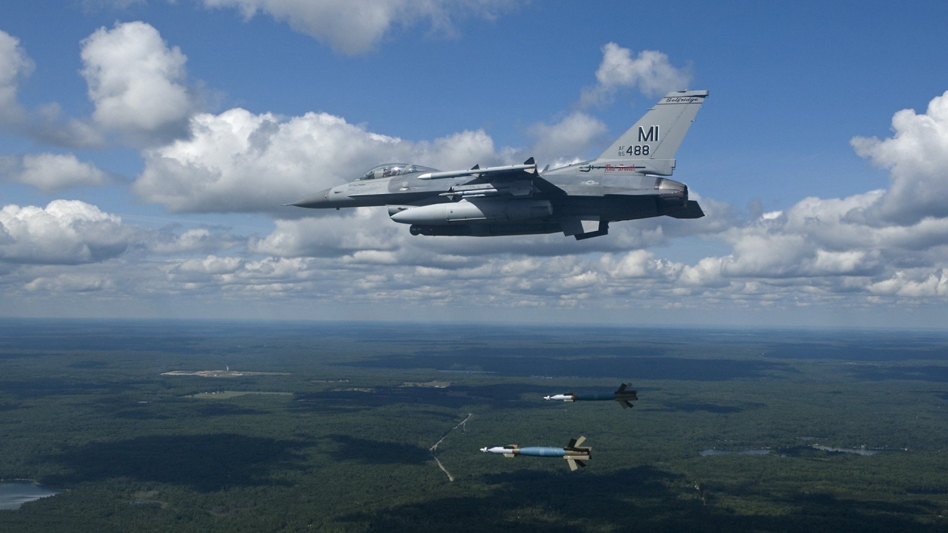 开云·体育官网-《微软进军电竞领域，布局未来虚拟电竞市场》，微软公司推出的虚拟化技术